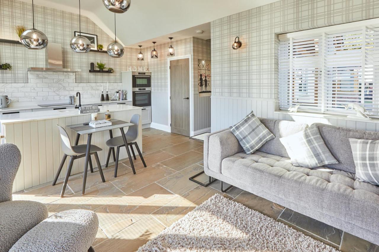Host & Stay - The Stables Yarm Bagian luar foto